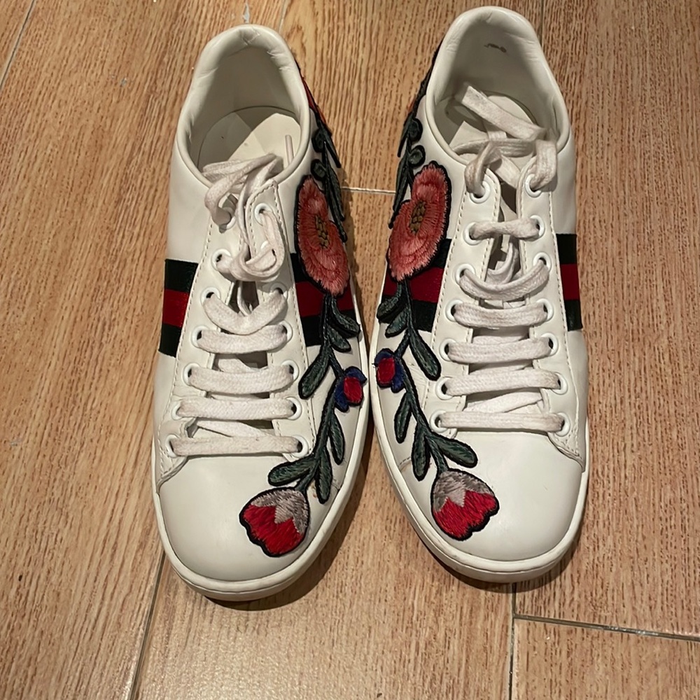 Gucci sneakers